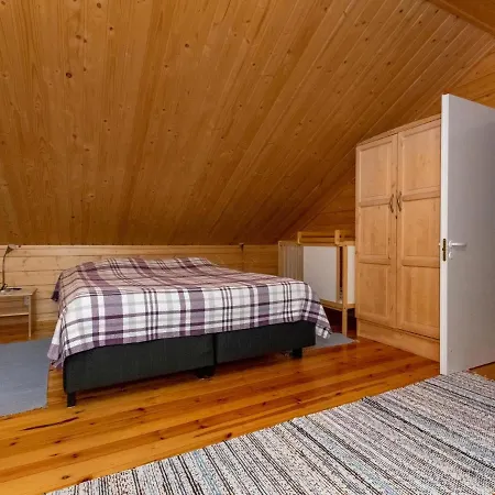 Kierinniemi By Interhome 度假居 Hankamäki